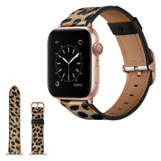 Apple Watch Series 6 / 5 44 mm stilig lærarmbånd - Gult Leopardtrykk