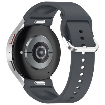 Samsung Galaxy Watch4 / 5 / 6 / 7 40mm / Watch 5 Pro 45mm / Watch FE 40mm Armbånd Sølv Spenne Silikon Urrem - Mørkegrå