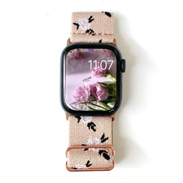 AW Apple Watch 41mm / 40mm / 38mm nylonklokkerem - Black Leaf Rose