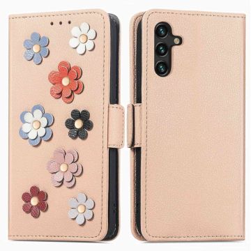 Skinnetui med myk blomsterdekor for Samsung Galaxy A04s / Samsung Galaxy A13 5G - Khaki